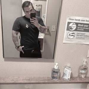 Meet your Posher, Zach